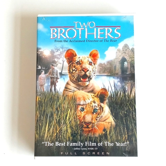 Milo & Otis & Two Brothers DVDs Bundle & 2 New Reusable Popcorn Containers - Picture 7 of 11